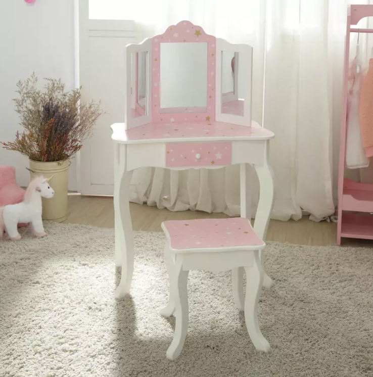 childs dressing table